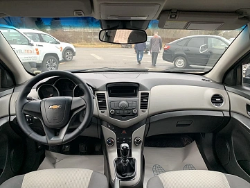 Chevrolet Cruze, 2011г, передний привод, механика