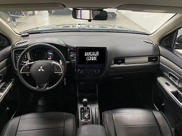 Mitsubishi Outlander, 2013г, передний привод, вариатор
