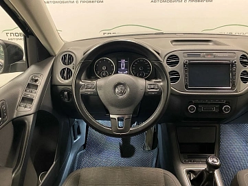 Volkswagen Tiguan, 2014г, передний привод, механика