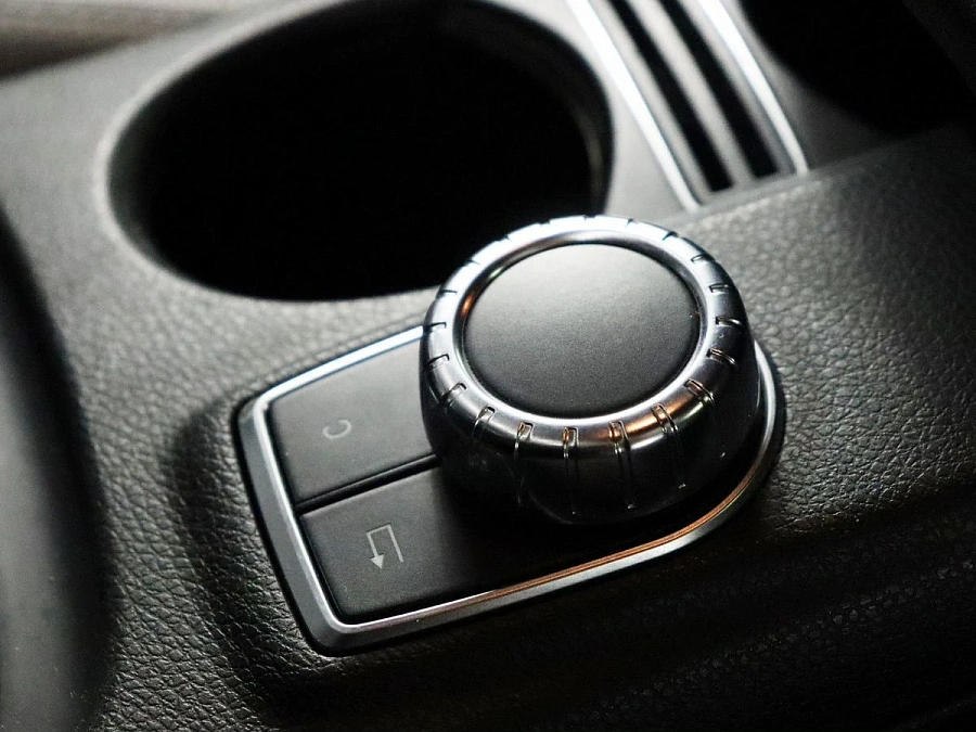 Mercedes-Benz A-Класс, 2013г., передний привод, робот