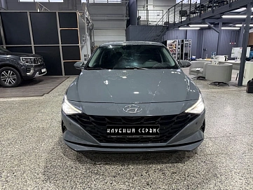 Hyundai Elantra, 2021г, передний привод, автомат