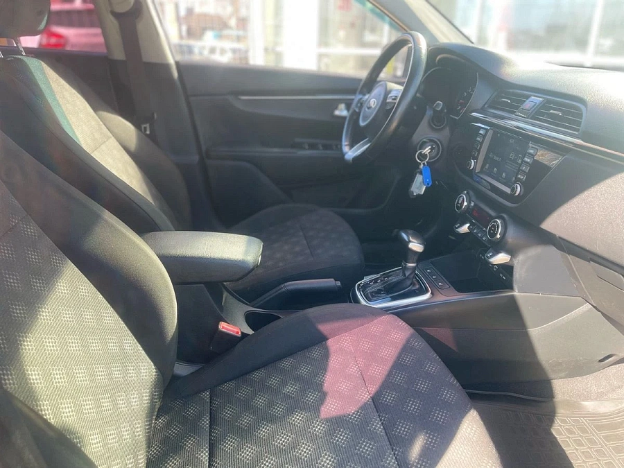 Kia Rio, 2018г., передний привод, автомат