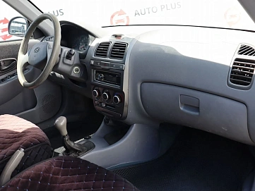 Hyundai Accent, 2008г, передний привод, механика