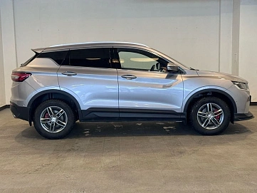 Geely Coolray, 2023г, передний привод, автомат