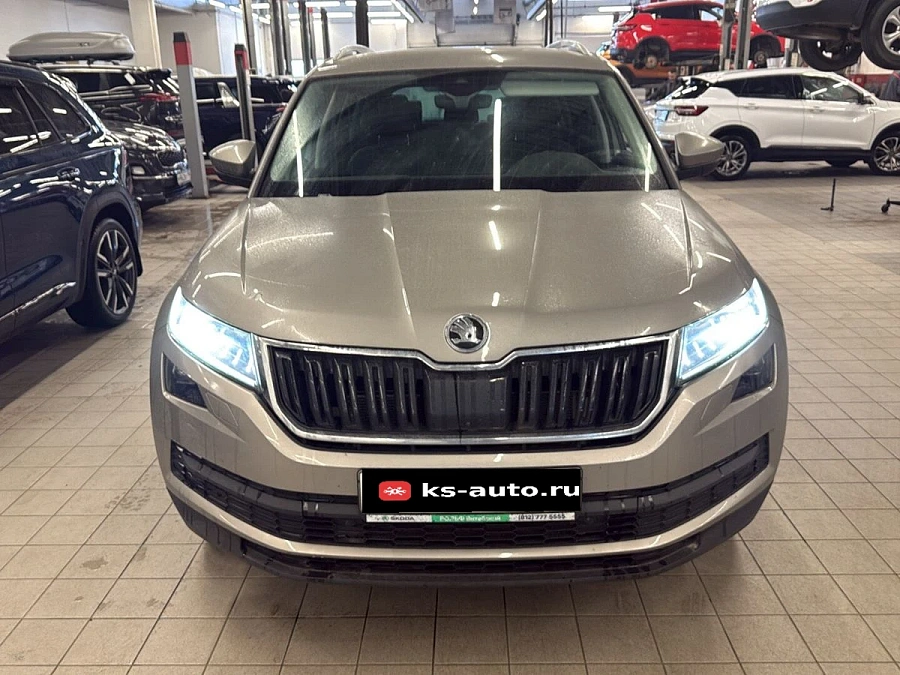 Skoda Kodiaq, 2020г., полный привод, робот