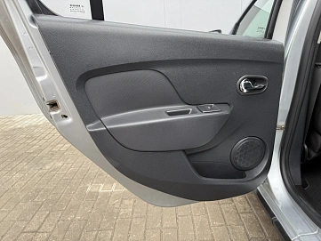 Renault , 2022г., передний привод, вариатор