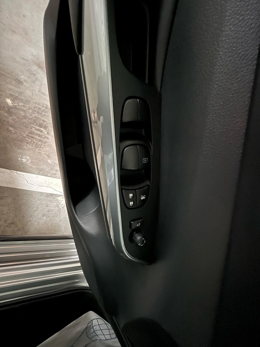 Nissan Navara (Frontier), 2024г., полный привод, механика