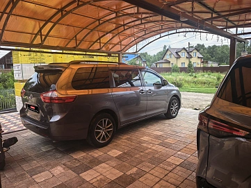 Toyota Sienna, 2016г., полный привод, автомат