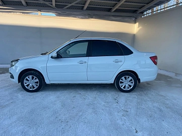 Lada (ВАЗ) Granta, 2022г, передний привод, механика