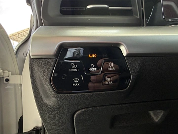 Volkswagen Lamando, 2023г, передний привод, робот