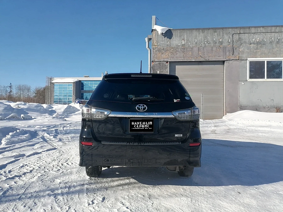 Toyota Wish, 2012г., полный привод, вариатор