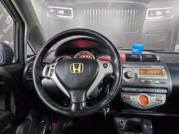 Honda Jazz, 2007г, передний привод, вариатор