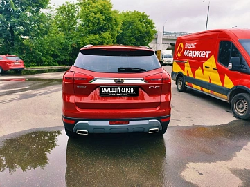 Geely Atlas, 2021г, передний привод, автомат