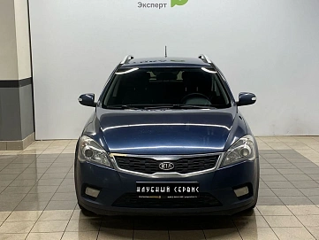 Kia Ceed, 2010г, передний привод, автомат