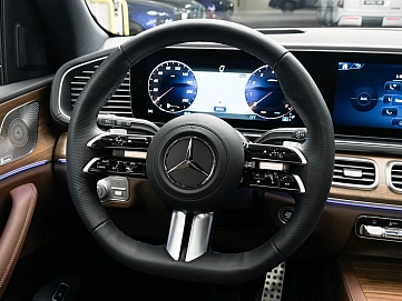 Mercedes-Benz GLS, 2025г, полный привод, автомат
