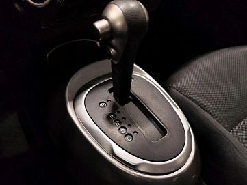 Nissan Juke, 2012г, передний привод, вариатор