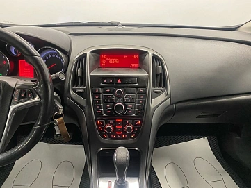 Opel Astra, 2013г, передний привод, автомат