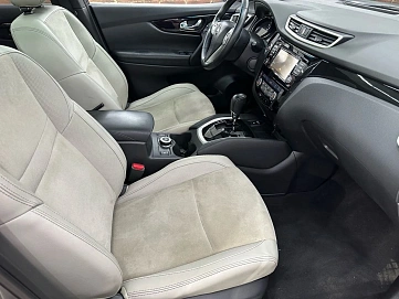 Nissan Qashqai, 2016г, полный привод, вариатор