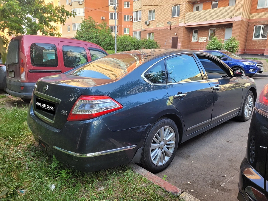 Nissan Teana, 2011г., передний привод, вариатор