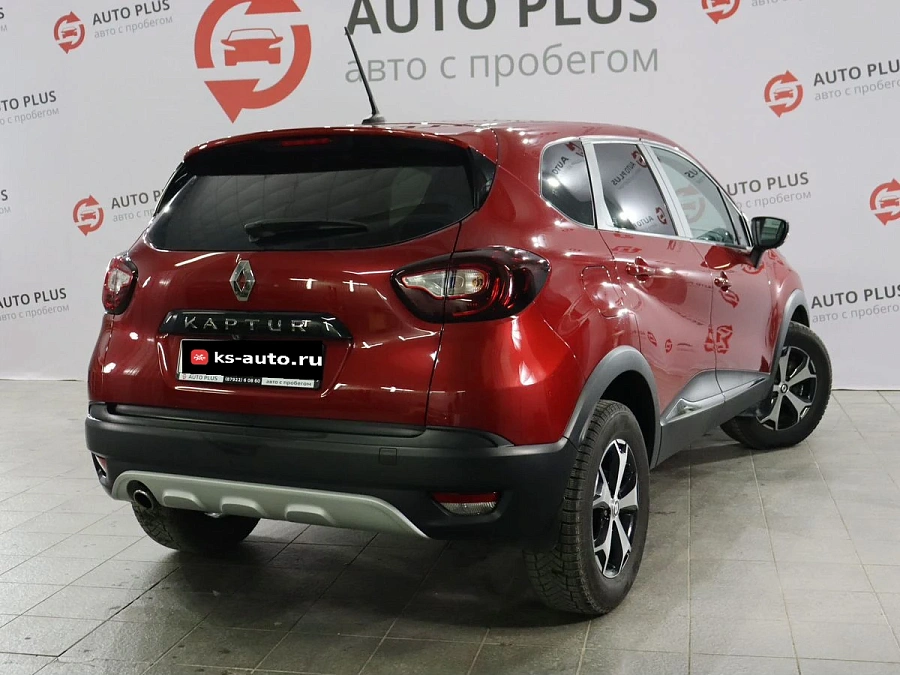 Renault Kaptur, 2021г., передний привод, вариатор