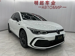 Volkswagen Golf, 2023г, передний привод, робот