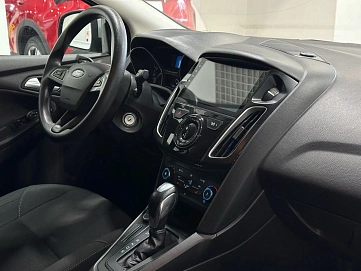 Ford Focus, 2016г, передний привод, робот