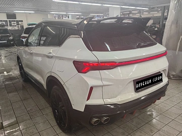 Geely Coolray, 2024г, передний привод, робот