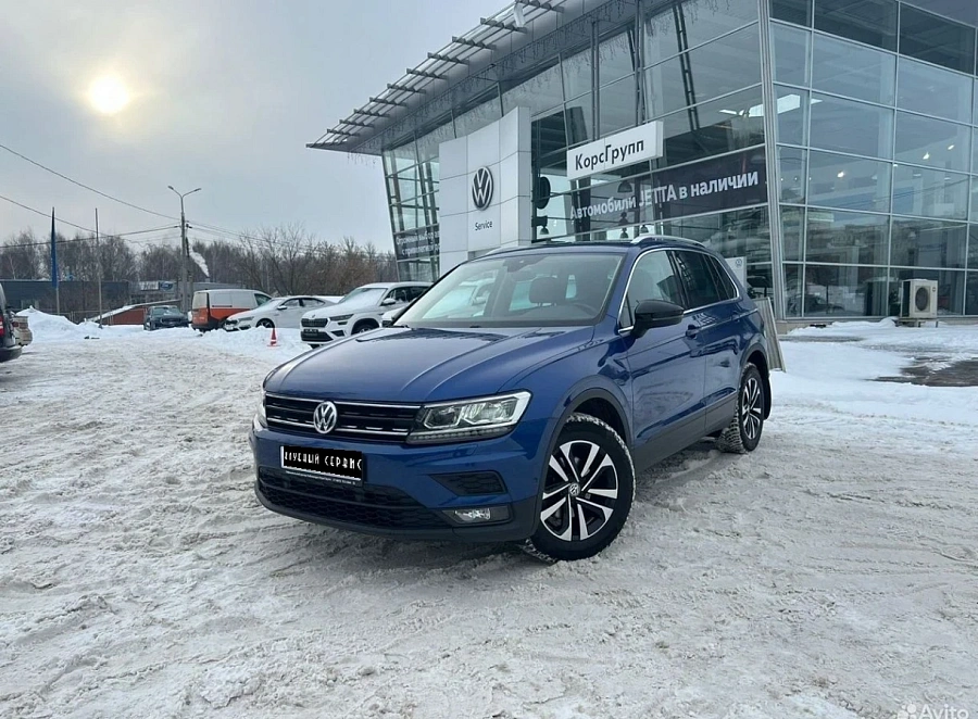 Volkswagen Tiguan, 2019г., передний привод, робот