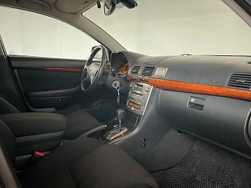 Toyota Avensis, 2007г, передний привод, автомат