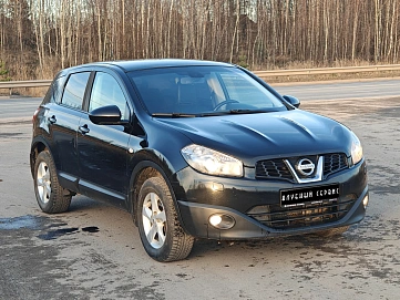 Nissan Qashqai, 2011г, полный привод, вариатор