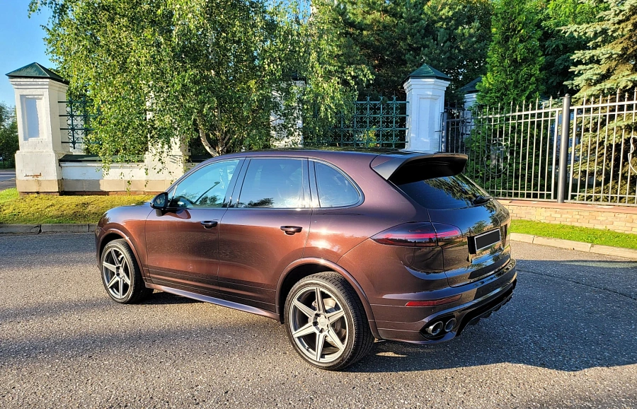 Porsche Cayenne, 2016г., полный привод, автомат
