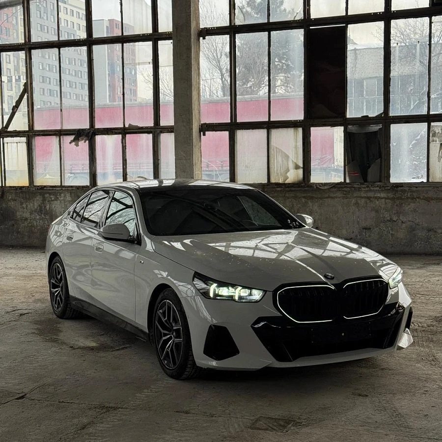BMW 5 серии, 2025г., полный привод, автомат