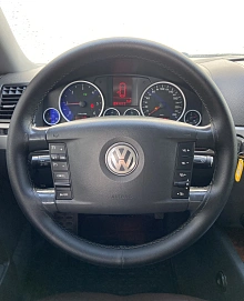 Volkswagen Touareg, 2007г, полный привод, автомат