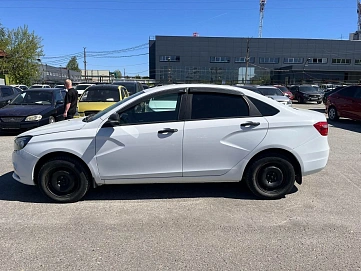 Lada (ВАЗ) Vesta, 2018г, передний привод, механика