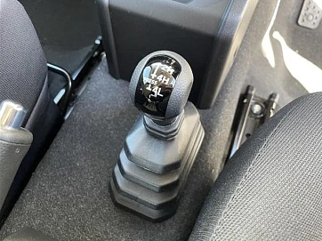 Suzuki Jimny, 2022г, полный привод, автомат