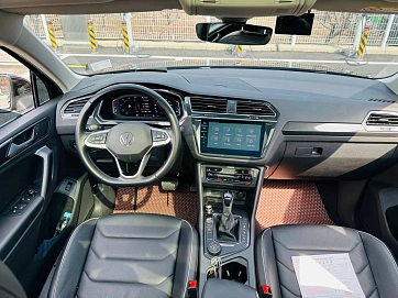 Volkswagen Tiguan, 2021г, полный привод, робот