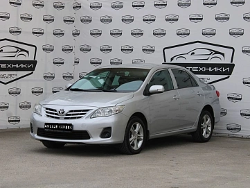 Toyota Corolla, 2012г, передний привод, автомат