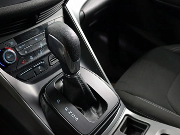 Ford Kuga, 2018г, передний привод, автомат