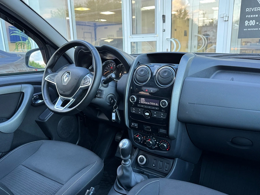 Renault Duster, 2020г., полный привод, механика