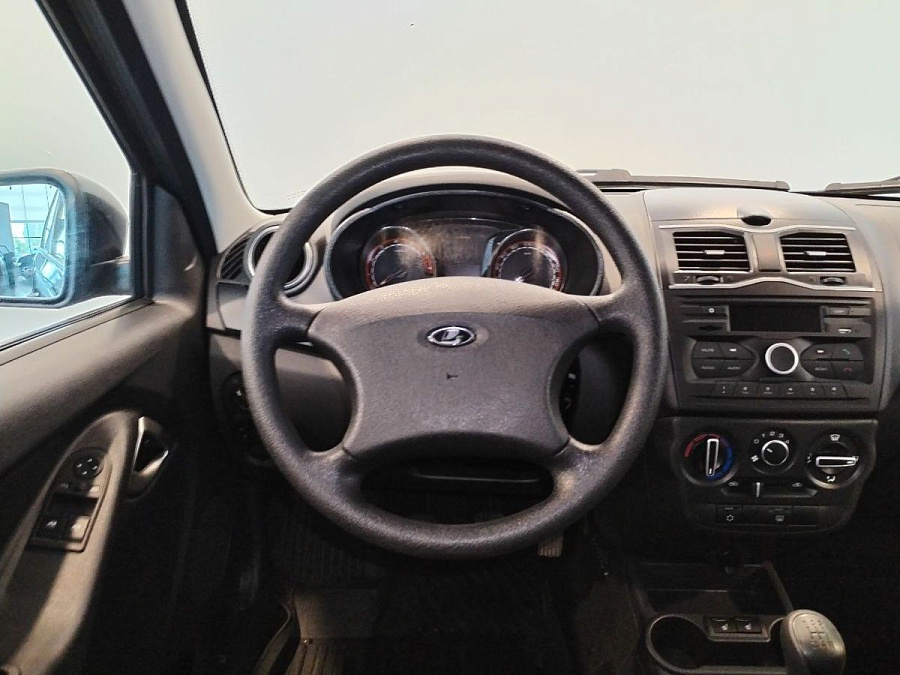 Lada (ВАЗ) Granta, 2023г., передний привод, механика