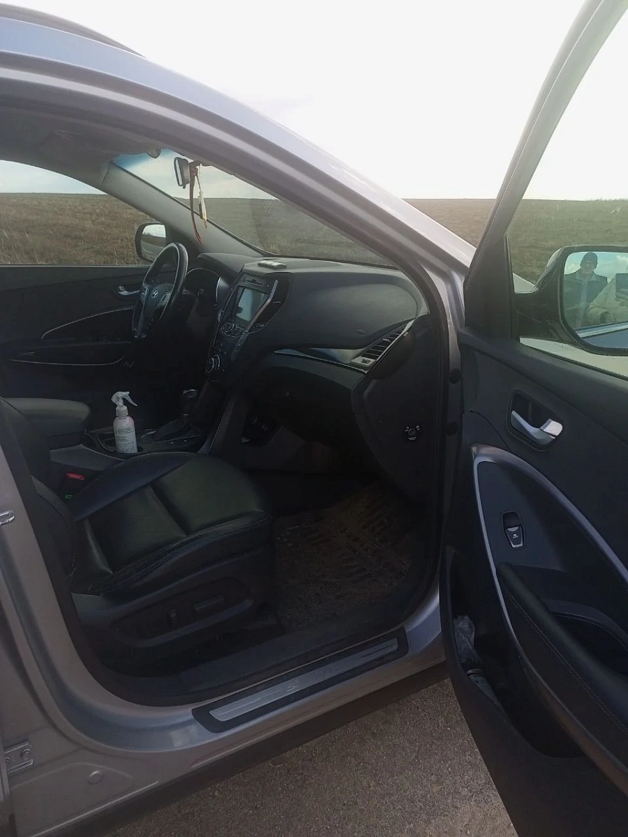 Hyundai Santa Fe, 2015г., полный привод, автомат