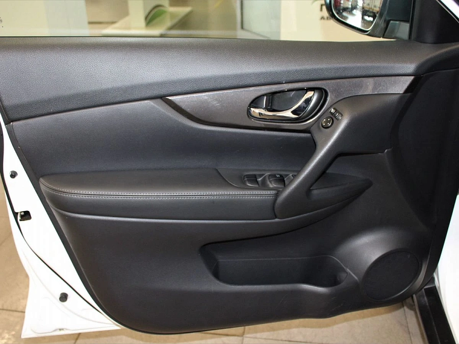 Nissan X-Trail, 2018г., передний привод, автомат