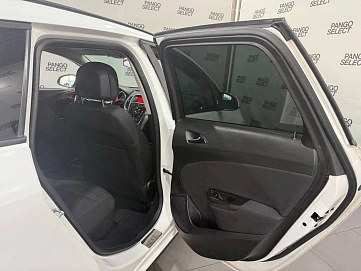 Opel Astra, 2013г, передний привод, механика