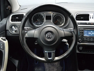 Volkswagen Polo, 2013г, передний привод, механика
