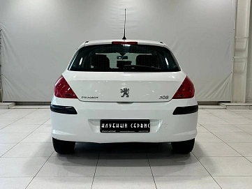 Peugeot 308, 2010г, передний привод, механика