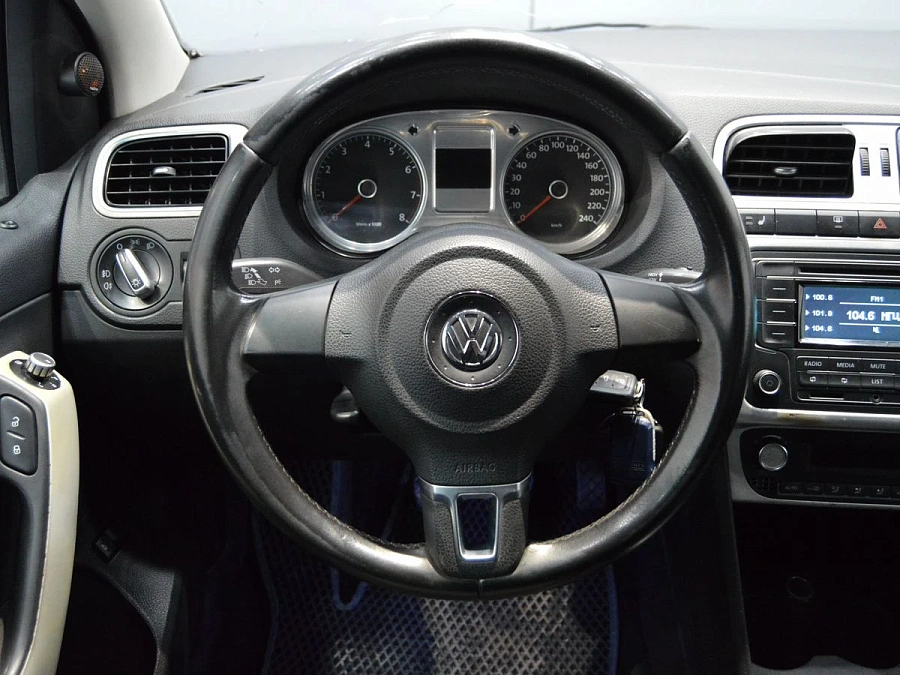 Volkswagen Polo, 2013г., передний привод, механика