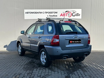 Kia Sportage, 2009г, передний привод, механика