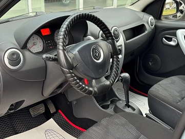 Renault Logan, 2011г, передний привод, автомат