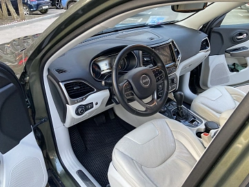 Jeep Cherokee, 2018г, полный привод, автомат