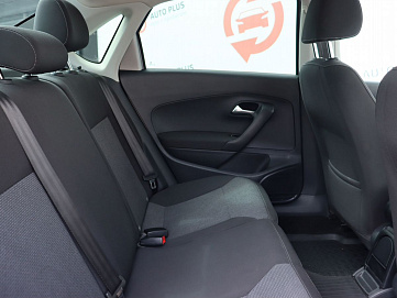Volkswagen Polo, 2017г, передний привод, робот